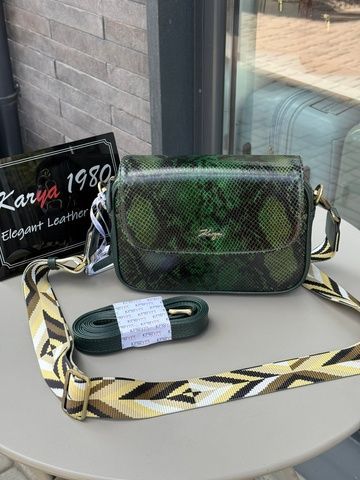 Жіноча сумка Karya з шкіри зеленого кольору 2567 фото